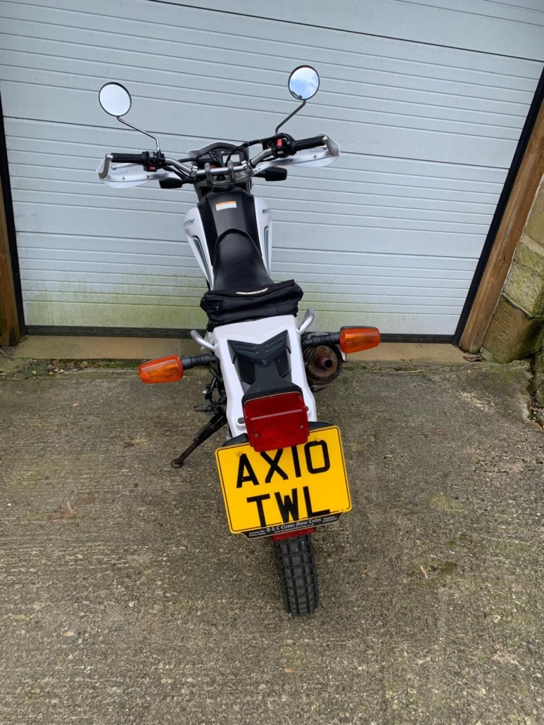 10-2010 Yamaha Serow XT250 in White and Green