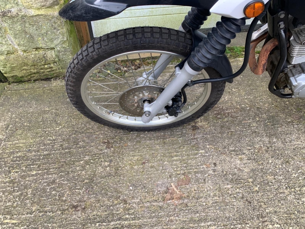 6-2010 Yamaha Serow XT250 in White and Green